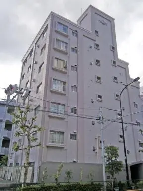 メゾンデューク菖蒲園の外観