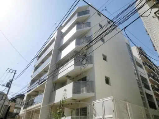 ガリシア新宿都庁前の外観