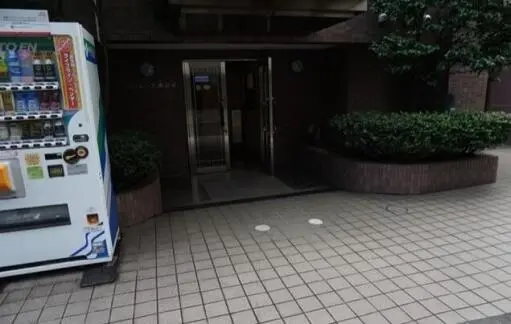 グランレーブ南麻布のエントランス