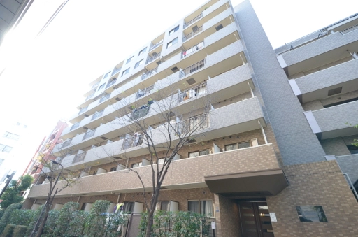 メゾンエクレーレ新宿西戸山の外観