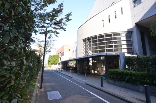 メゾンエクレーレ新宿西戸山の周辺環境