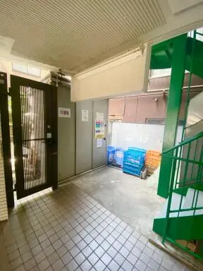 スカイコート田端のエントランス