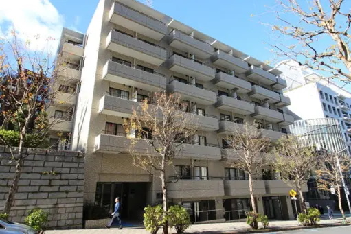 朝日三番町プラザの外観