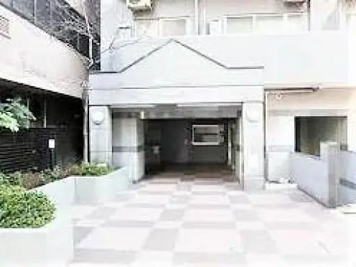 ダイホープラザ千駄木のエントランス