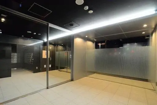 ステージグランデ東池袋駅前のエントランス