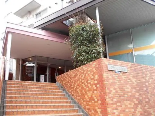 パラシオン高輪のエントランス