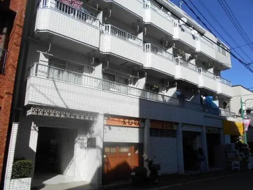 エスカイア池袋の外観