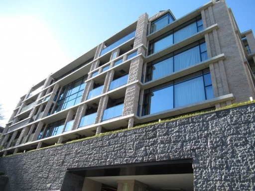 グランドヒルズ元麻布の外観