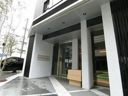 オープンレジデンシア日暮里ｅｓｔのエントランス