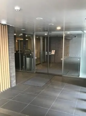 エントランス シティハウス中目黒ステーションコートのエントランス