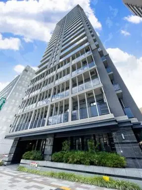 クレヴィアタワー池田山の外観