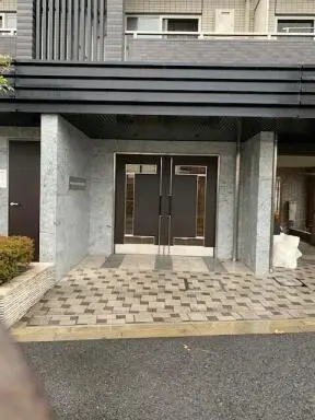 ジュイールパルフェ西新井のエントランス