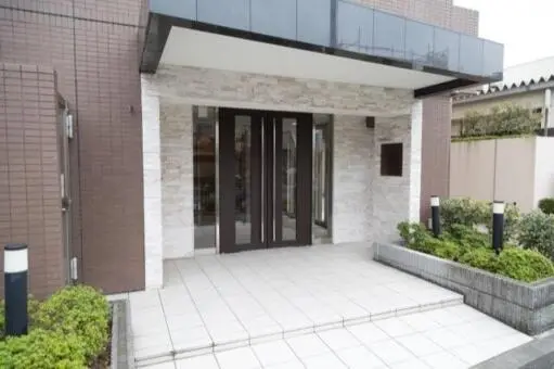 エントランス ドルチェ東京浜田山のエントランス