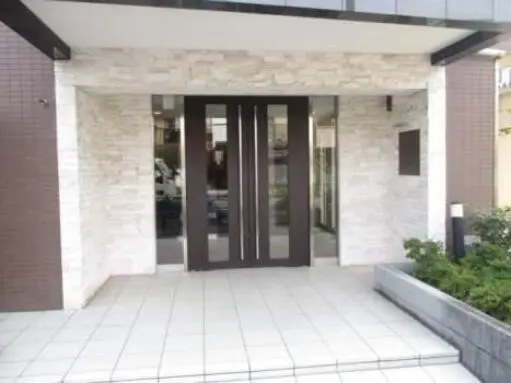 エントランス ドルチェ東京浜田山のエントランス