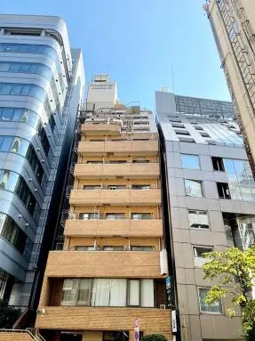 ライオンズマンション新宿御苑前第２の外観