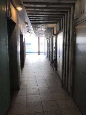 トップ三軒茶屋第３の通路