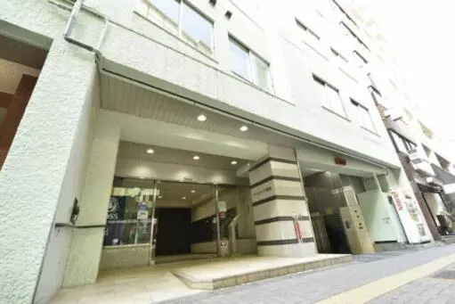 パールハイツ笹塚のエントランス