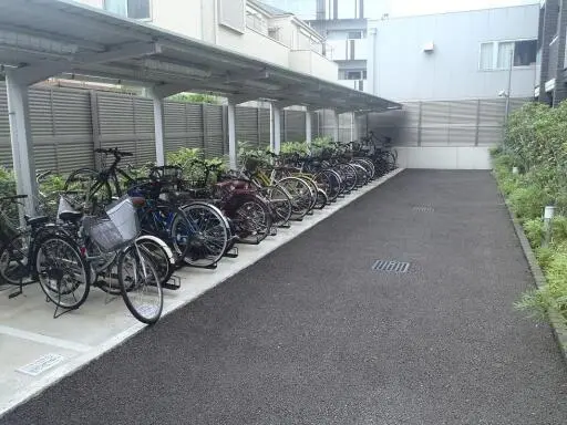 駐輪場 マキシヴ西新井の駐輪場