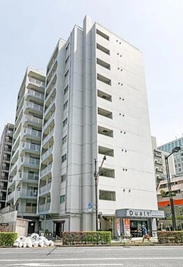 茅場町スカイハイツの外観