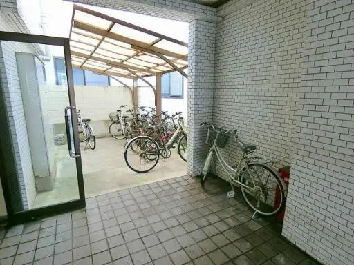 日神パレス東十条の駐輪場