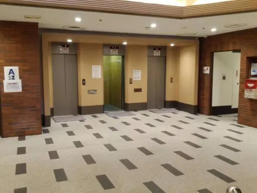 ニューステイトメナーのエントランス