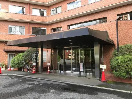 ニューステイトメナーのエントランス