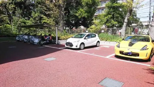 Ｒｉｓｉｎｇ　ｐｌａｃｅ　綾瀬の駐輪場
