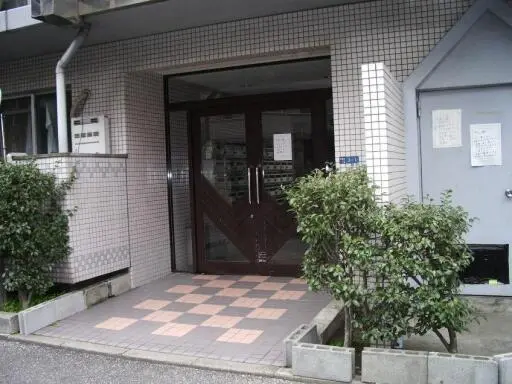 エントランス 日神パレス下落合のエントランス