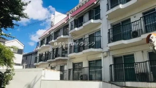 カーサ和泉の外観
