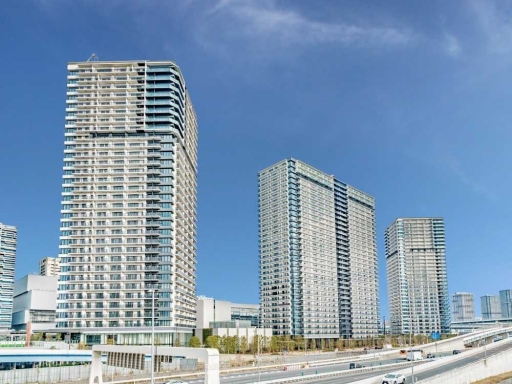 シティタワーズ東京ベイウエストタワーの外観