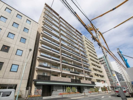 プラウド日本橋三越前の外観
