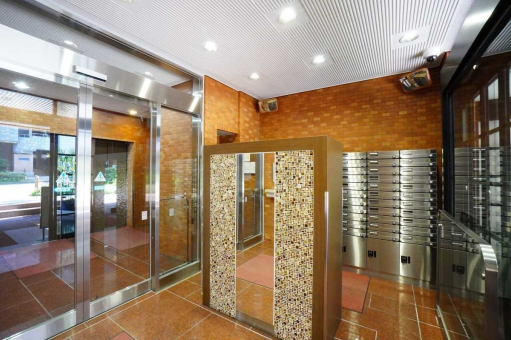 シャンボール恵比寿のエントランス