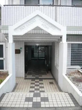 スカイコート池袋西のエントランス