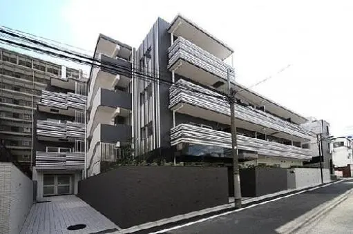 ＡＸＡＳ西新宿の外観