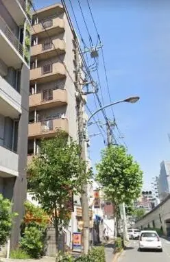 バロール本町の外観