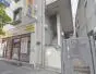 バロール本町のエントランス