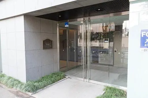 メインステージ千歳烏山のエントランス