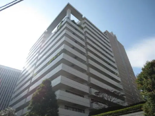 チュリス赤坂の外観