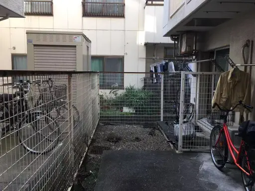 パレドール東金町の駐輪場