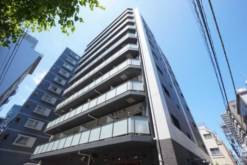 レフィール神保町の外観