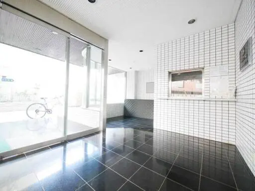 マリオン新宿のエントランス