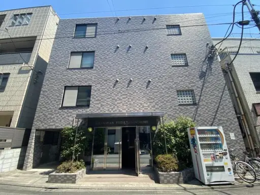 グランヴァン四谷三丁目の外観