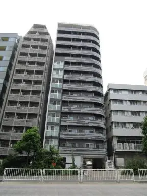 アクサス東新宿アジールコートの外観