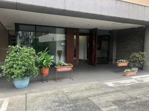 エントランス 城北台マンションのエントランス