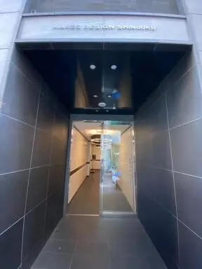 エントランス メイクスデザイン新宿のエントランス