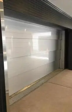 エントランス メイクスデザイン新宿のエントランス