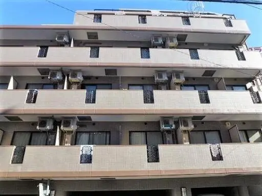 ロイヤルパレス中野坂上の外観