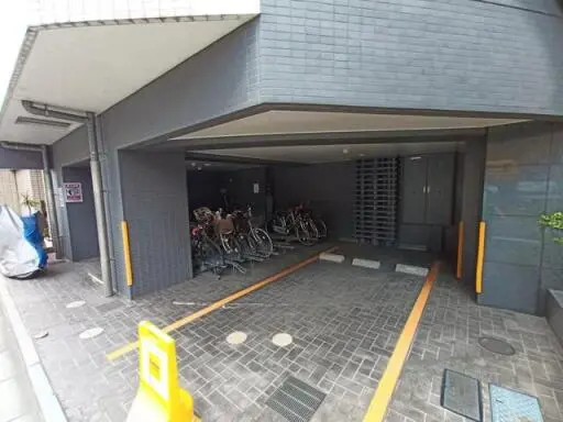 ハーモニーレジデンス上野の杜のエントランス