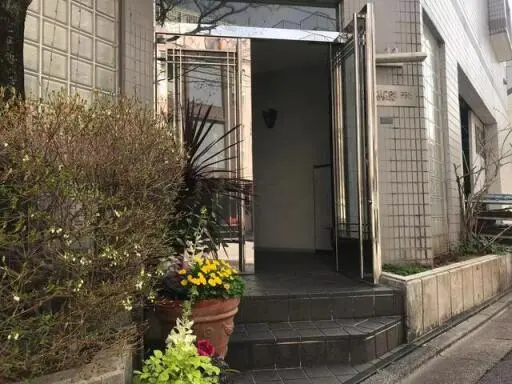 イルヴィラージュ３３５のエントランス