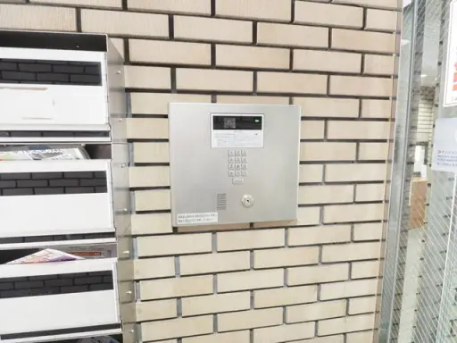 シルバープラザ白山の看板